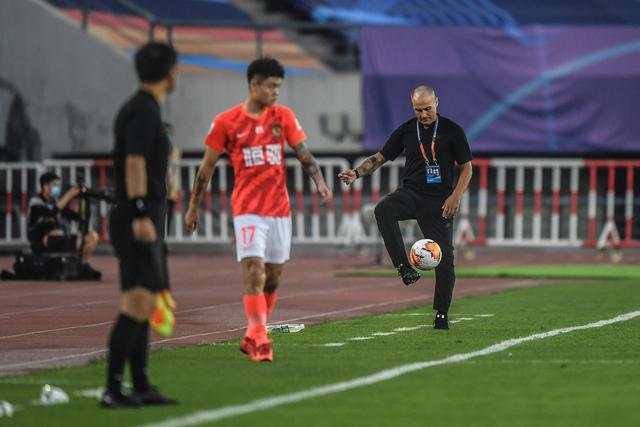 作用不仅仅是进球 马内获欧足联官方全场最佳